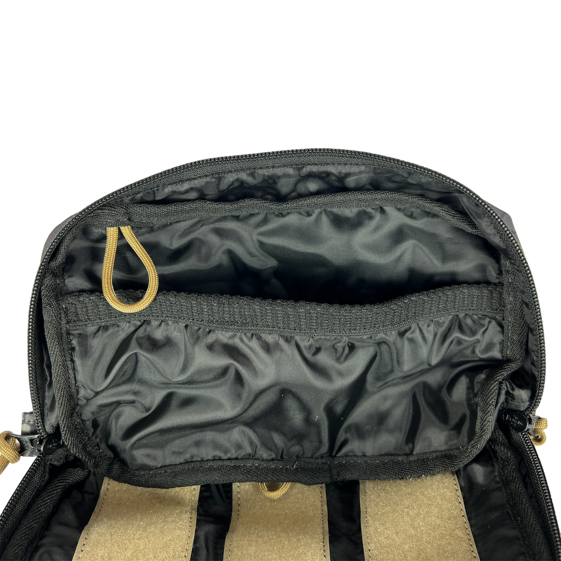 Firearm concealment gear bag and fishing chest pack